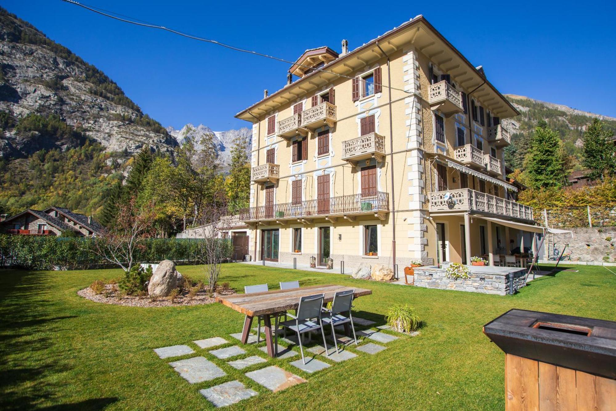 Maison Ida Courmayeur Exteriör bild